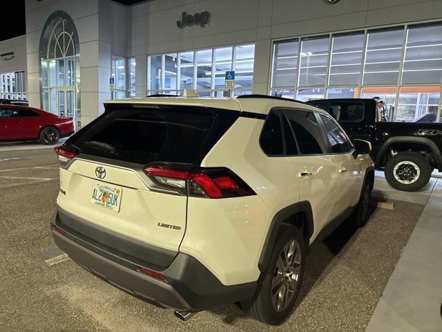 2020 Toyota RAV4 Limited