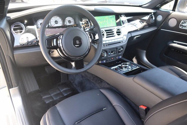 2017 Rolls-Royce Wraith Coupe