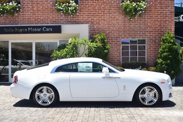 2017 Rolls-Royce Wraith Coupe