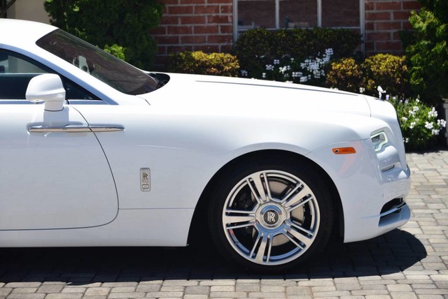 2017 Rolls-Royce Wraith Coupe