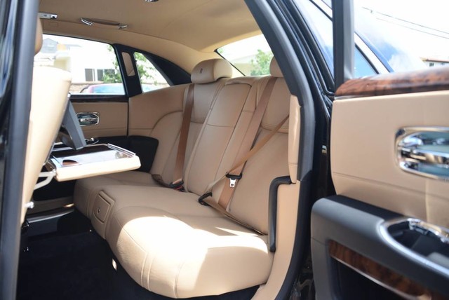 2017 Rolls-Royce Ghost Sedan