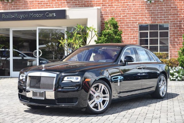2017 Rolls-Royce Ghost Sedan