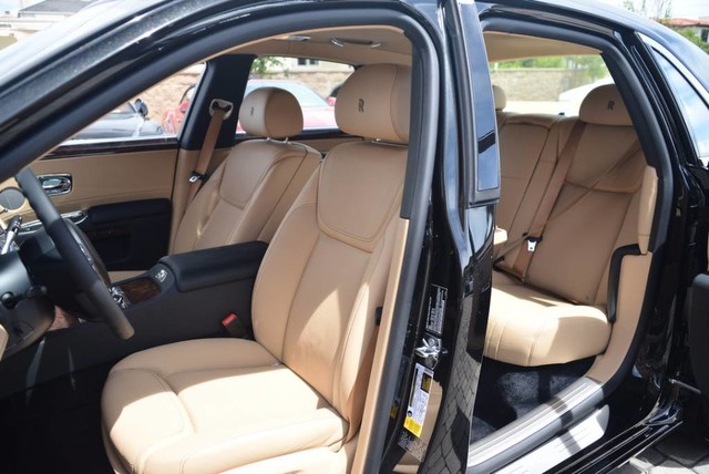 2017 Rolls-Royce Ghost Sedan