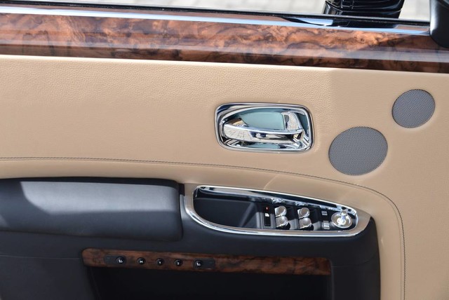 2017 Rolls-Royce Ghost Sedan
