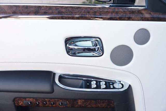 2017 Rolls-Royce Ghost Sedan