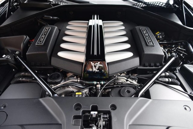 2017 Rolls-Royce Ghost Sedan