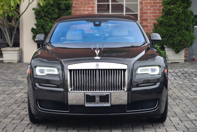 2017 Rolls-Royce Ghost Sedan