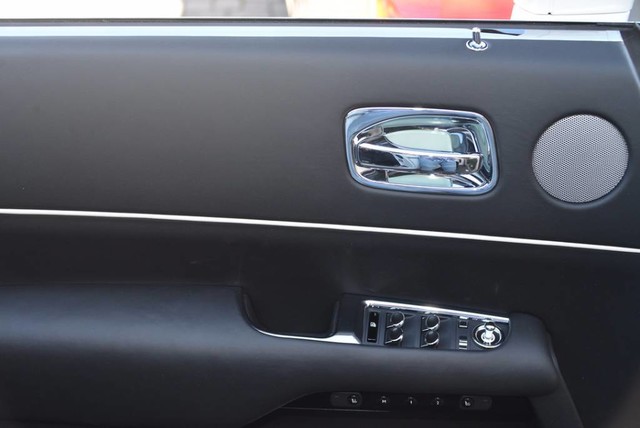 2017 Rolls-Royce Wraith Coupe