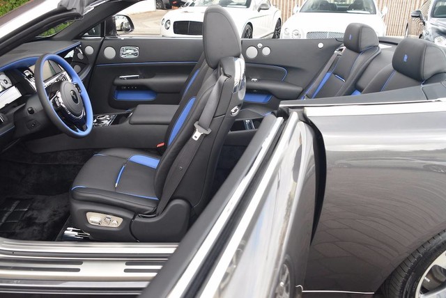 2017 Rolls-Royce Dawn Convertible