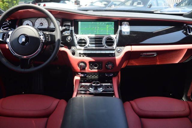 2017 Rolls-Royce Ghost Sedan