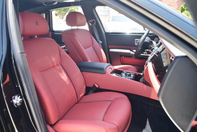 2017 Rolls-Royce Ghost Sedan