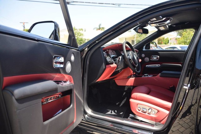 2017 Rolls-Royce Ghost Sedan