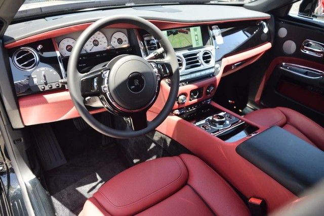 2017 Rolls-Royce Ghost Sedan