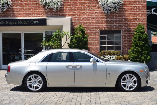 2017 Rolls-Royce Ghost Sedan
