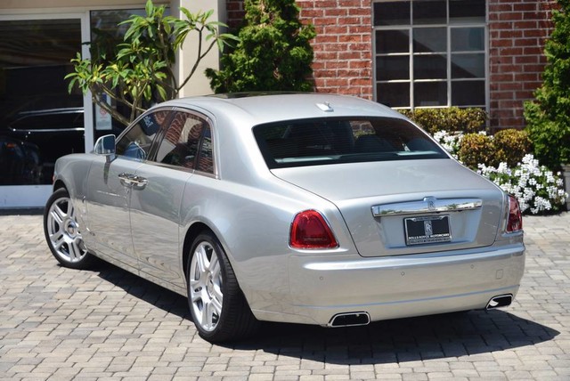 2017 Rolls-Royce Ghost Sedan