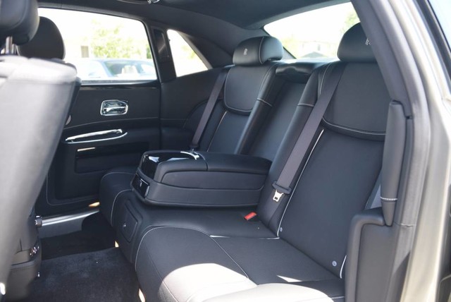 2017 Rolls-Royce Ghost Sedan
