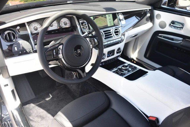 2017 Rolls-Royce Ghost Sedan
