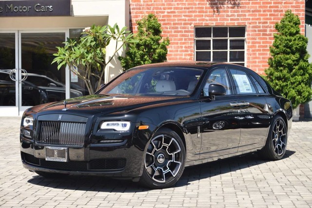 2017 Rolls-Royce Ghost Sedan