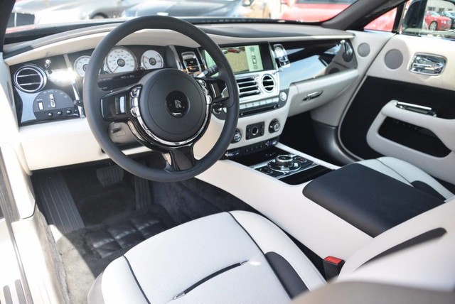 2017 Rolls-Royce Wraith Coupe