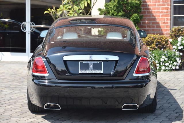 2017 Rolls-Royce Wraith Coupe