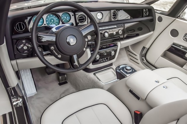 2016 Rolls-Royce Phantom Coupe Drophead