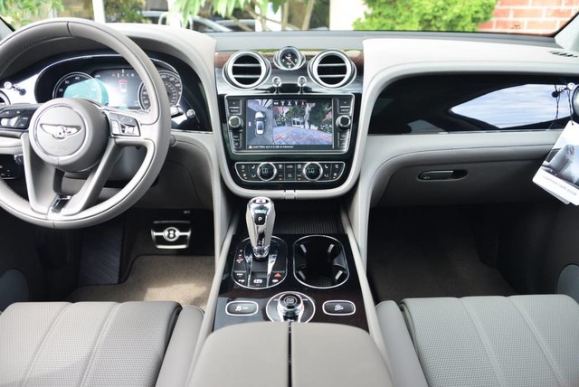2018 Bentley Bentayga 4dr SUV