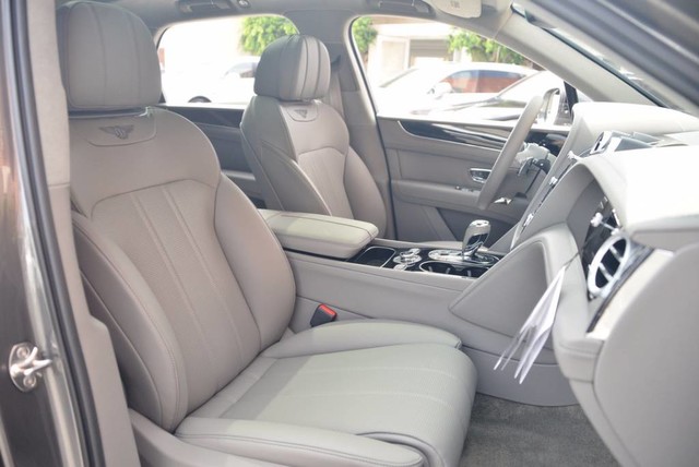 2018 Bentley Bentayga 4dr SUV
