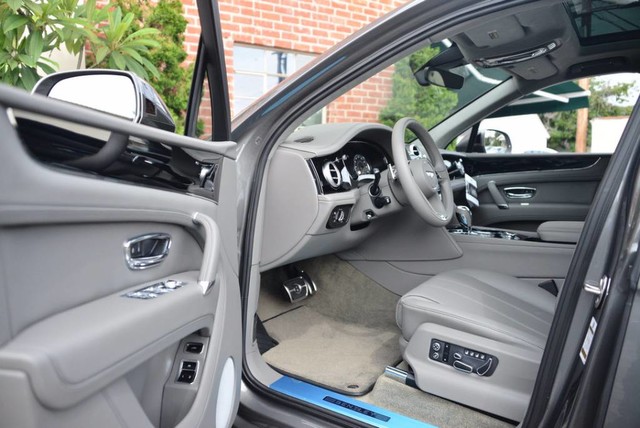 2018 Bentley Bentayga 4dr SUV
