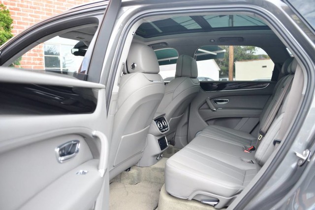 2018 Bentley Bentayga 4dr SUV