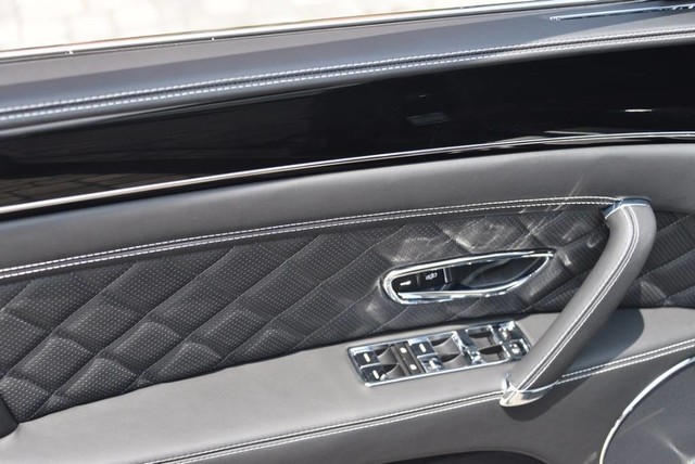 2017 Bentley Flying Spur V8 S