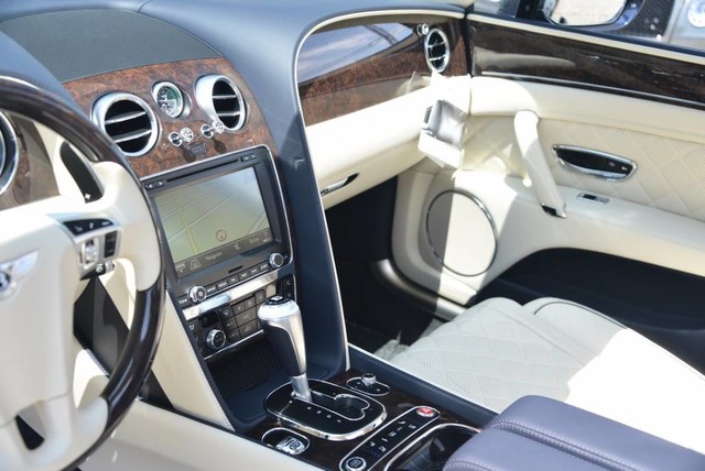 2017 Bentley Flying Spur V8