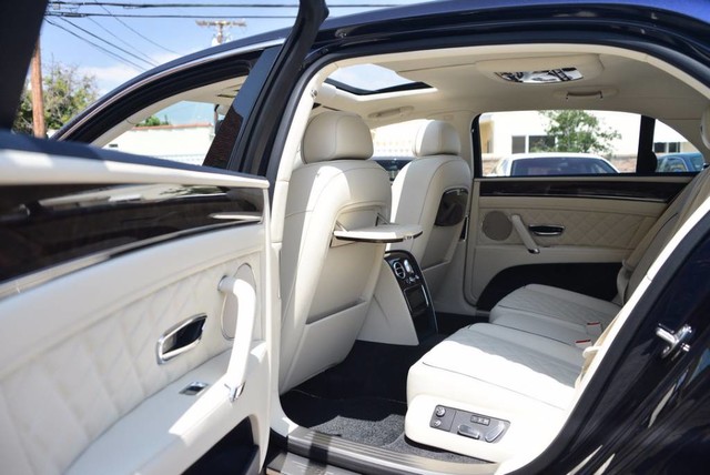 2017 Bentley Flying Spur V8