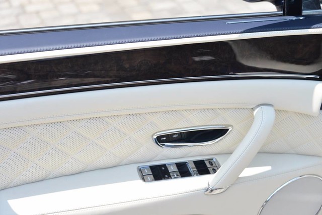 2017 Bentley Flying Spur V8
