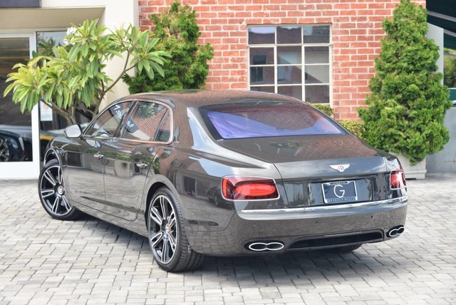 2017 Bentley Flying Spur V8 S