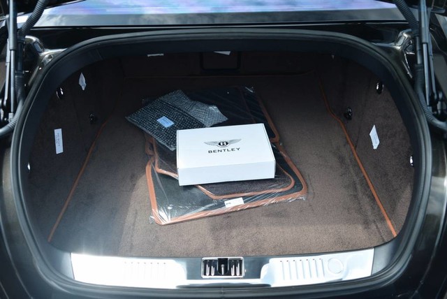 2017 Bentley Flying Spur V8 S