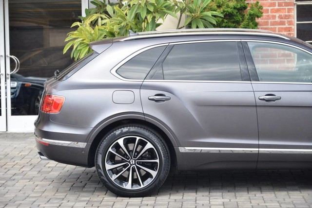 2018 Bentley Bentayga 4dr SUV