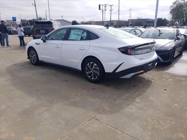 2026 Hyundai Sonata Hybrid Blue