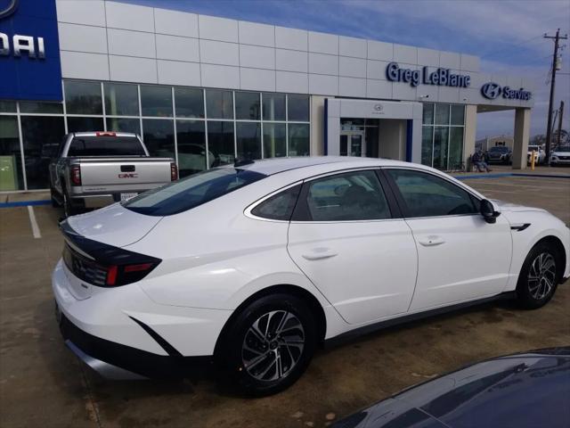 2026 Hyundai Sonata Hybrid Blue