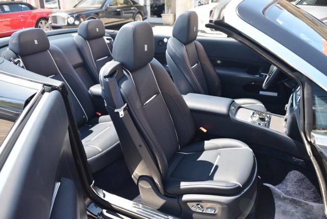 2016 Rolls-Royce Dawn 2dr Convertible