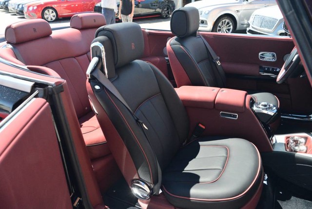 2017 Rolls-Royce Phantom Drophead Coupe Unknown