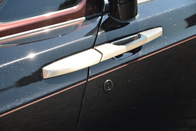 2017 Rolls-Royce Phantom Drophead Coupe Unknown