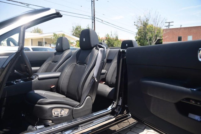 2016 Rolls-Royce Dawn 2dr Convertible