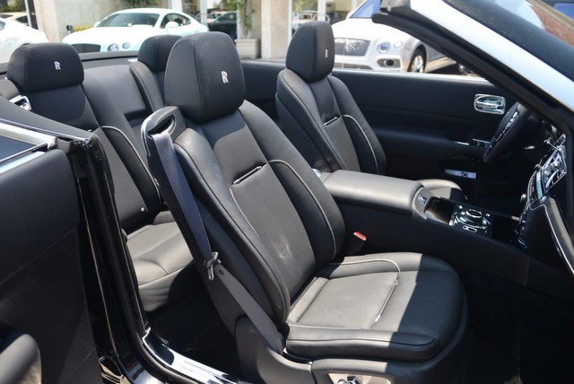 2016 Rolls-Royce Dawn 2dr Convertible