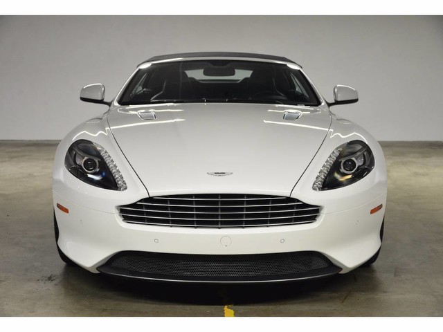 2015 Aston Martin DB9 2dr Volante Auto