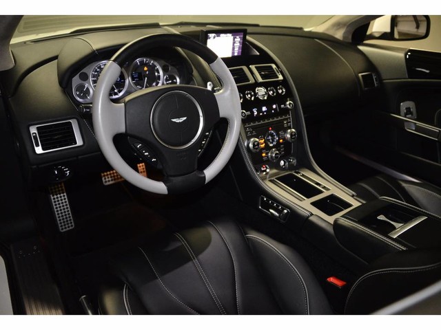2015 Aston Martin DB9 2dr Volante Auto