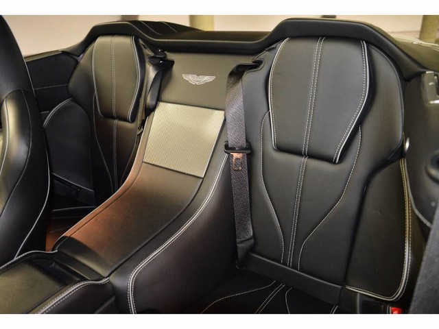 2015 Aston Martin DB9 2dr Volante Auto