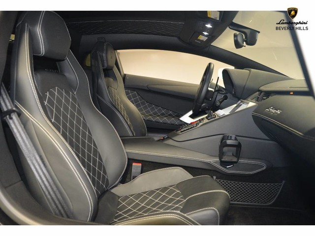 2015 Lamborghini Aventador 2dr Cpe