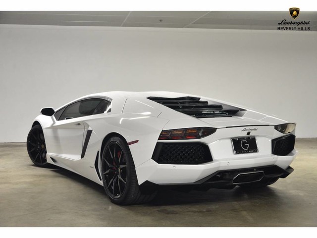 2015 Lamborghini Aventador 2dr Cpe