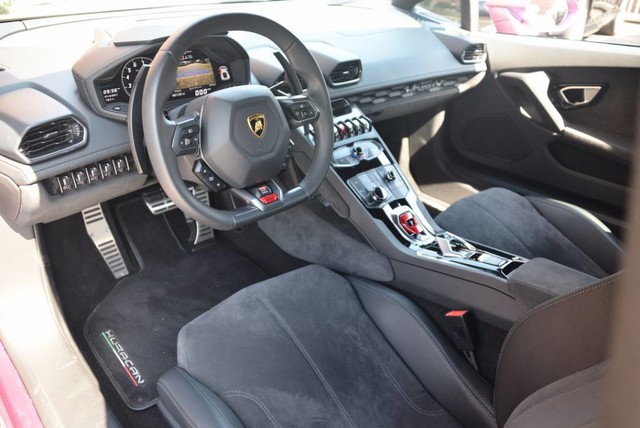 2016 Lamborghini Huracan LP 610-4 Avio