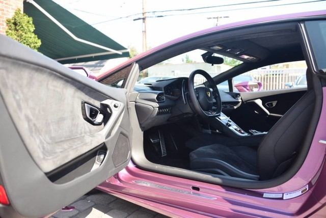 2016 Lamborghini Huracan LP 610-4 Avio